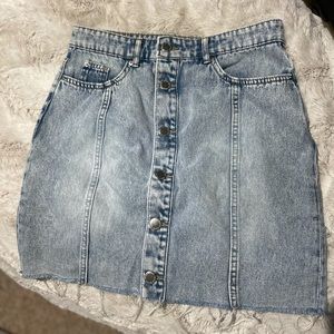 H&am acid wash skirt